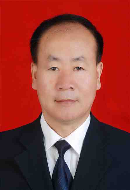 李崇新2寸.jpg